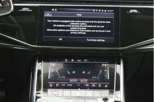 2025 Audi Q8 55 Premium