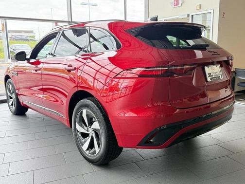 2024 Jaguar F-PACE P250 R-Dynamic S