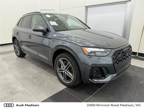 2022 Audi Q5 e 55 S line quattro Premium