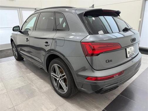 2022 Audi Q5 e 55 S line quattro Premium