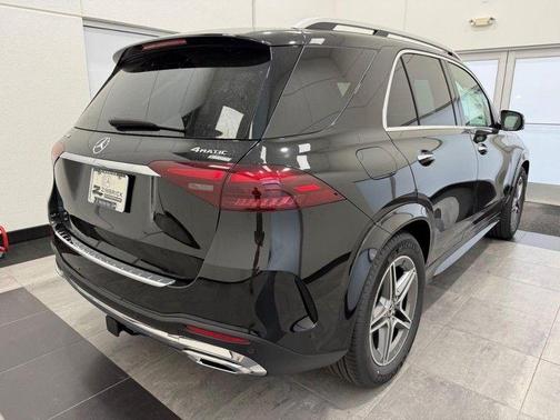 Black 2026 Mercedes-Benz GLE 450 4MATIC