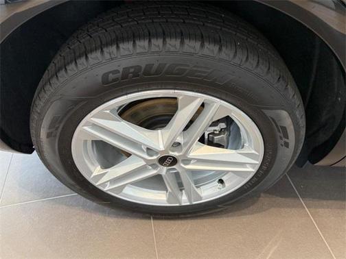 2025 Audi Q5 55 S line quattro Premium