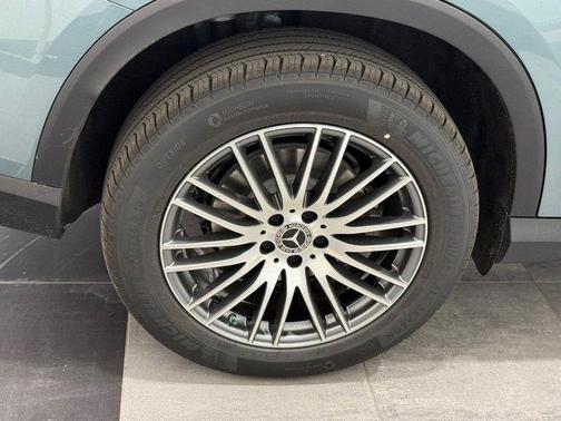 Silver 2026 Mercedes-Benz GLC 300 Base 4MATIC