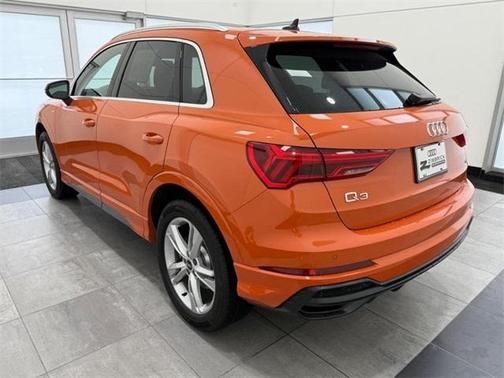 2021 Audi Q3 45 S line Premium