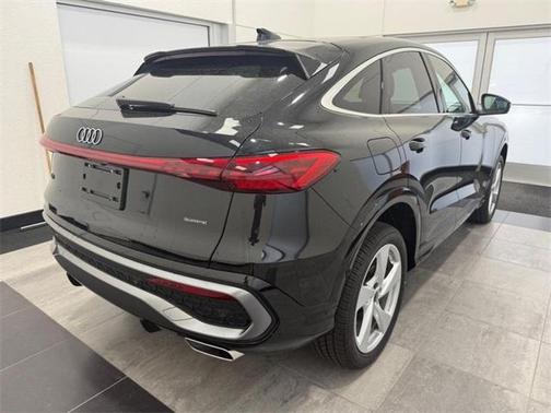 2025 Audi Q5 2.0T Premium