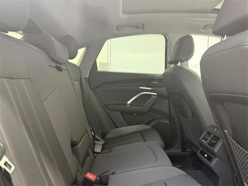 2025 Audi Q5 2.0T Premium