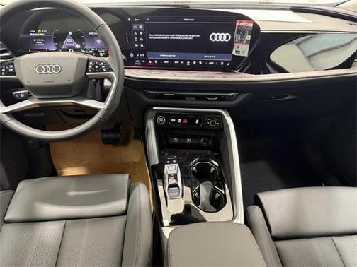 2025 Audi Q5 2.0T quattro Premium
