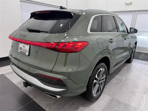 2025 Audi Q5 2.0T quattro Premium