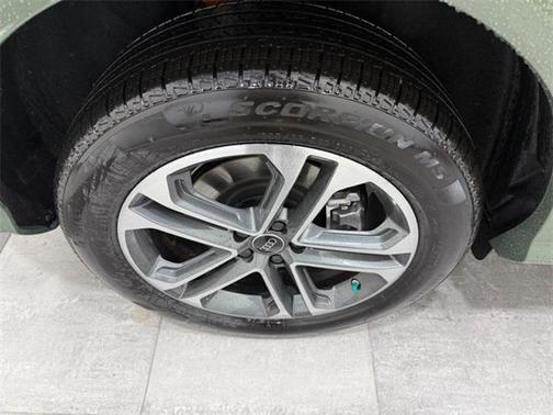 2025 Audi Q5 2.0T quattro Premium