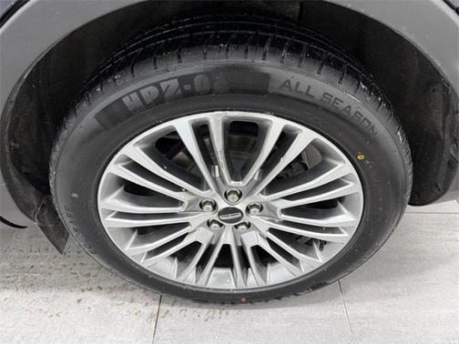 2017 Lincoln MKX Reserve