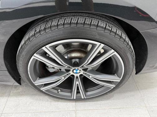 2024 BMW 330 i xDrive