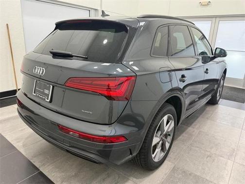 2025 Audi Q5 40 Premium
