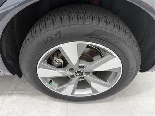 2025 Audi Q5 40 Premium