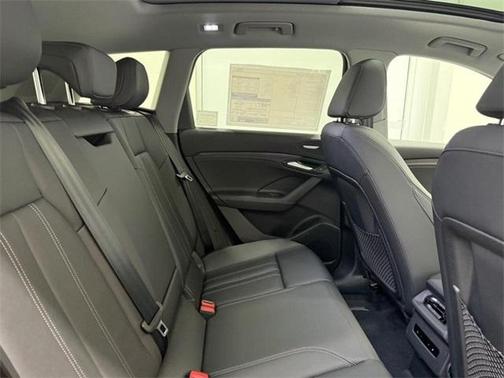 2025 Audi Q6 e-tron Premium