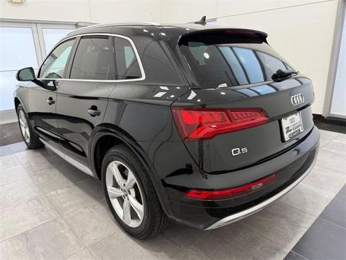 2020 Audi Q5 45 Premium