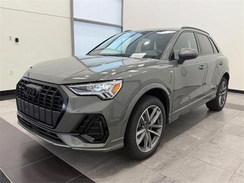 2025 Audi Q3 45 S line Premium