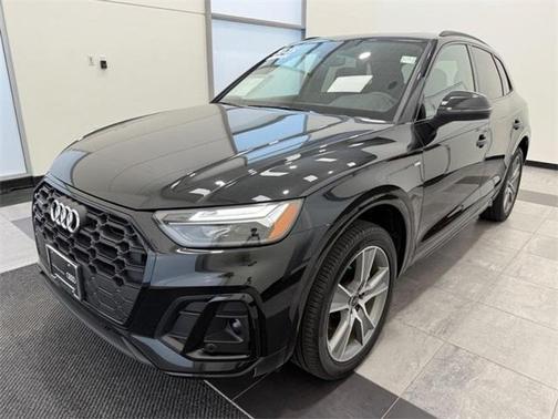 2025 Audi Q5 45 S line quattro Premium