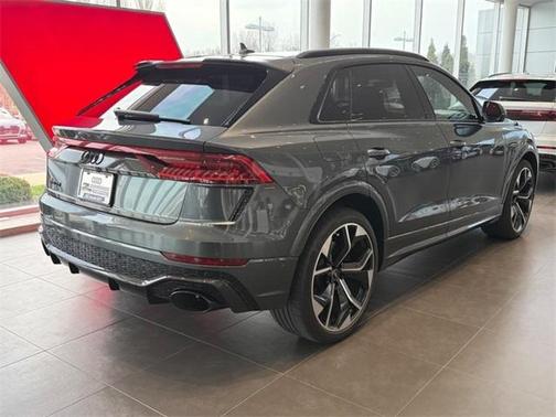 2024 Audi RS Q8 4.0T quattro