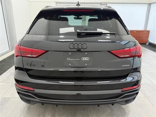 2024 Audi Q3 45 S line Premium