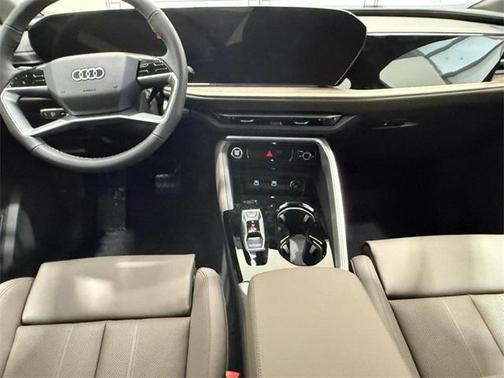 2025 Audi Q5 2.0T quattro Premium