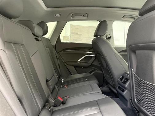 2025 Audi Q5 2.0T quattro Premium