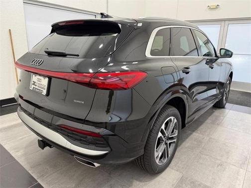 2025 Audi Q5 2.0T quattro Premium