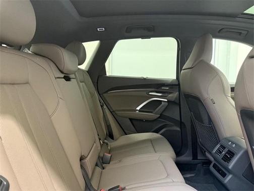 2025 Audi Q5 2.0T quattro Premium