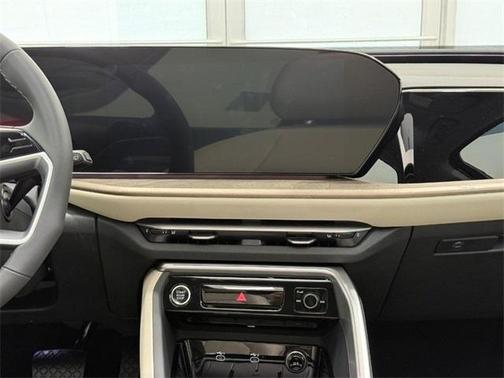 2025 Audi Q5 2.0T quattro Premium