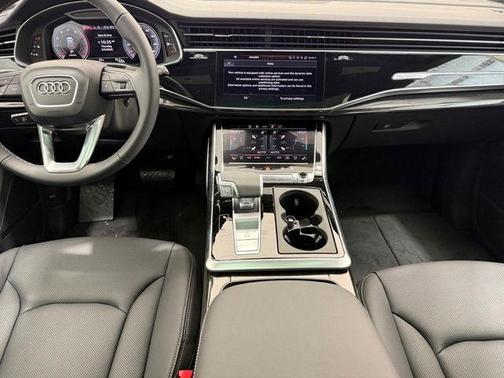 Glacier White Metallic 2026 Audi Q8 55 Premium