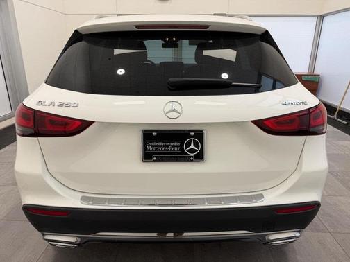2021 Mercedes-Benz GLA 250 Base 4MATIC