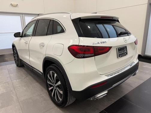 2021 Mercedes-Benz GLA 250 Base 4MATIC