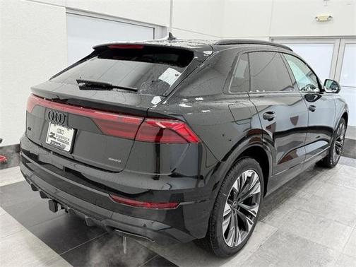 2026 Audi Q8 