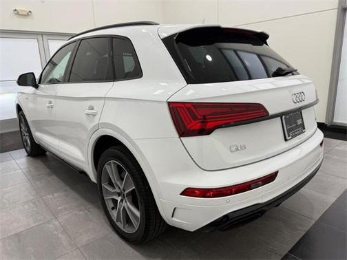 2025 Audi Q5 45 S line quattro Premium