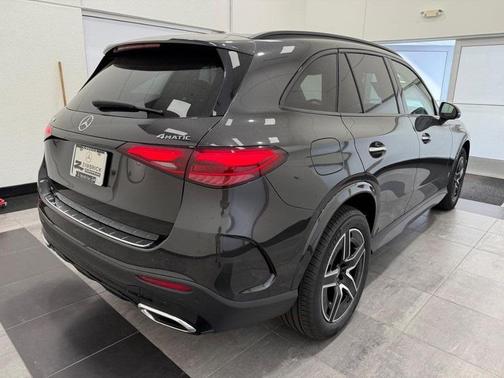 2026 Mercedes-Benz GLC 300 Base 4MATIC