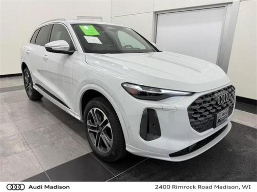 2025 Audi Q5 2.0T quattro Premium