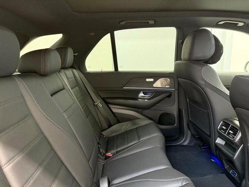 Black 2026 Mercedes-Benz GLE 450 4MATIC