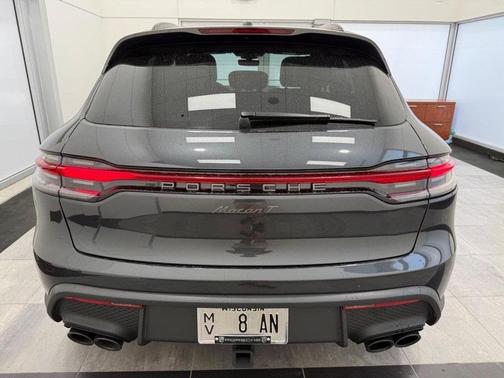 2025 Porsche Macan T