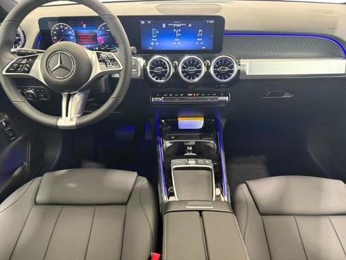 2025 Mercedes-Benz GLB 250 Base 4MATIC