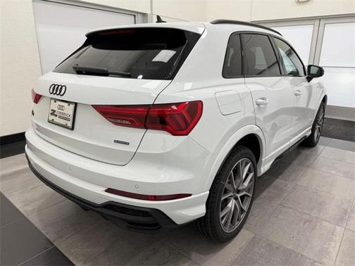 2025 Audi Q3 45 S line Premium