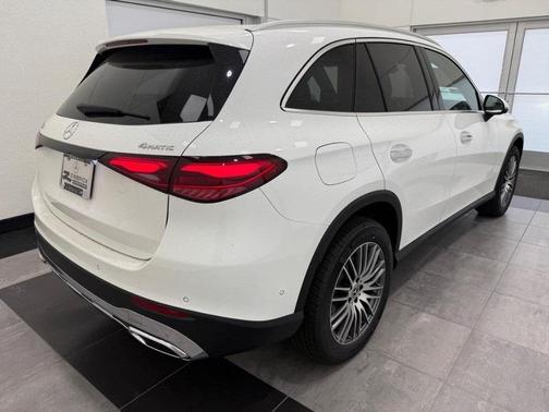 2025 Mercedes-Benz GLC 300 Base 4MATIC