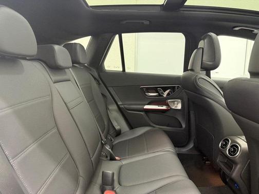 2025 Mercedes-Benz GLC 300 Base 4MATIC