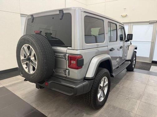 Billet Silver Metallic Clearcoat 2018 Jeep Wrangler Unlimited Sahara