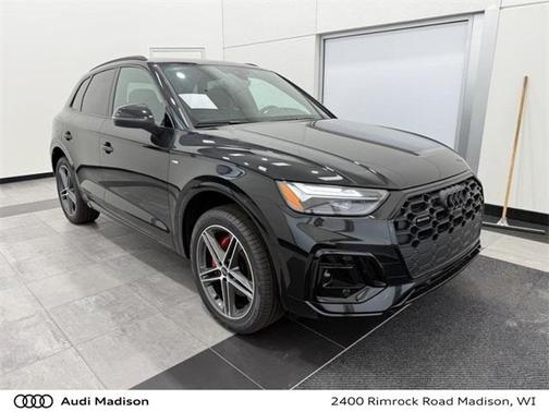 2025 Audi Q5 55 S line quattro Premium