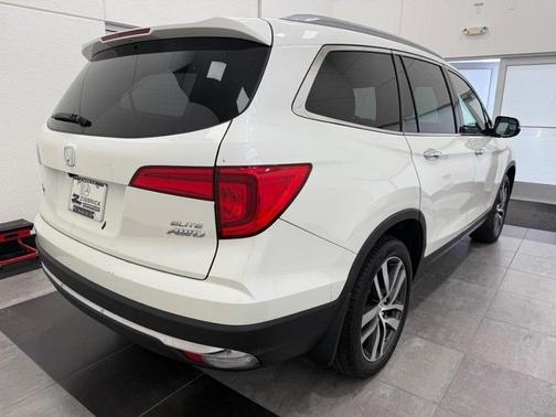 2017 Honda Pilot Elite