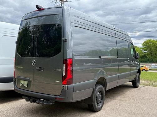 2025 Mercedes-Benz Sprinter 2500 High Roof