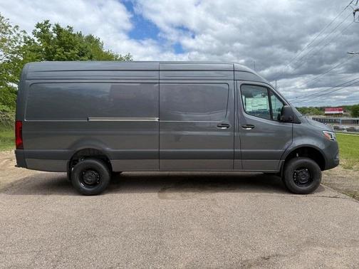 2025 Mercedes-Benz Sprinter 2500 High Roof