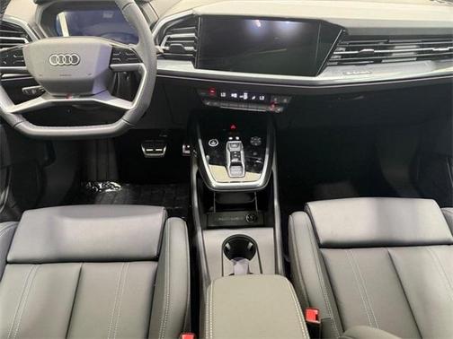 2025 Audi Q4 e-tron 55 quattro Premium