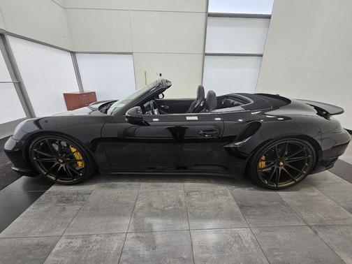 2015 Porsche 911 Turbo S