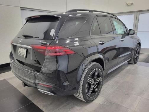 2025 Mercedes-Benz GLE 450e 4MATIC