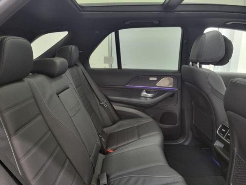 2025 Mercedes-Benz GLE 450e 4MATIC